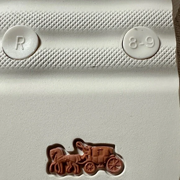 Coach Multicolor Logo Flip Flops Size 8-9 - Picture 4 of 4